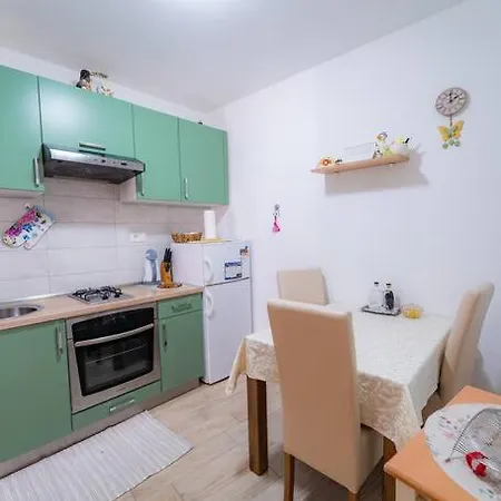 Charming In Old Town Apartment Split